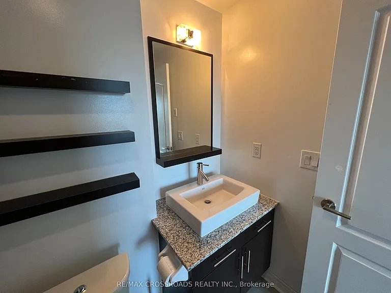 2756 Old Leslie St #519 — Photo 2