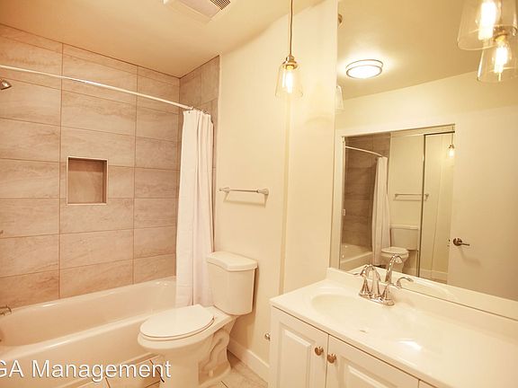 5th image of 717 S Berendo St APT 105