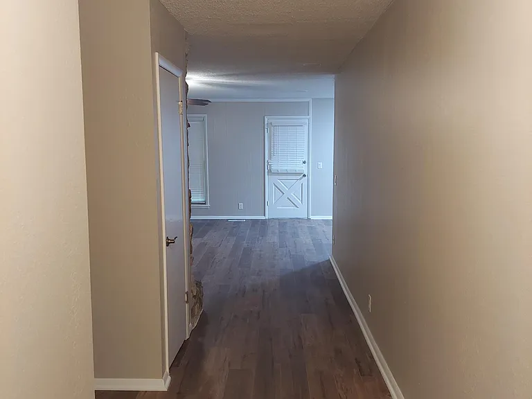 7515 S 68th East Pl — Photo 28