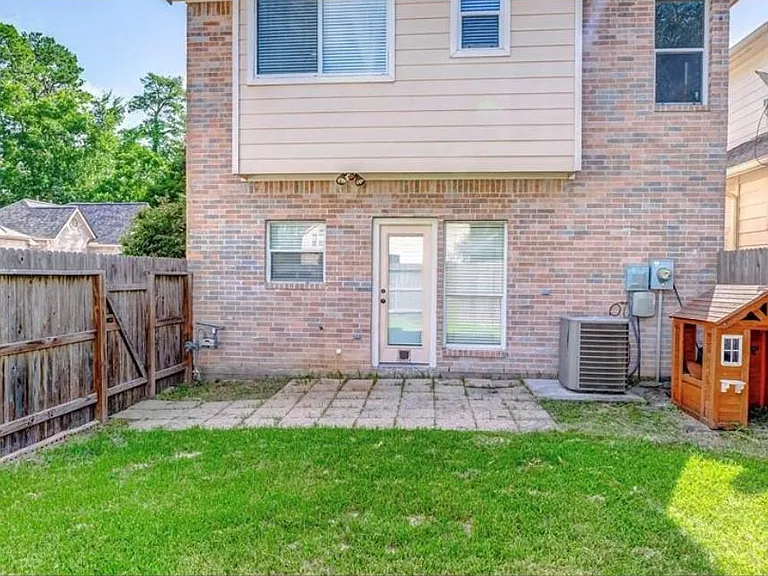 18927 Crescent Fountain Rd — Photo 13