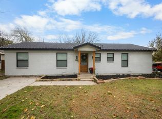 1507 S Stratton St, Decatur, TX 76234