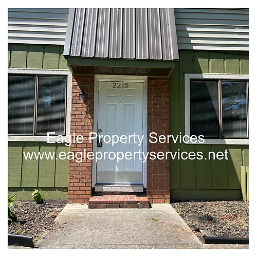 2200 Raintree Way Photo 1