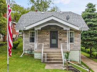 53 Hallowell St, Pittsburgh, PA 15210
