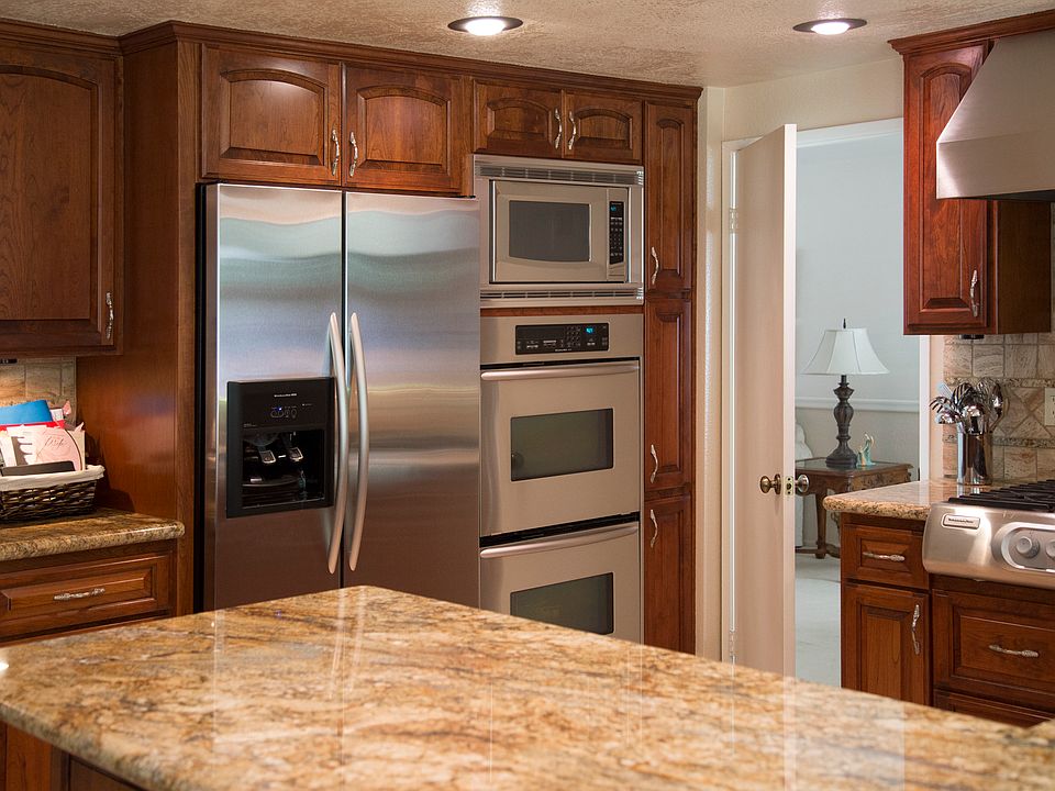 1st image of 28892 White Oak Ln
