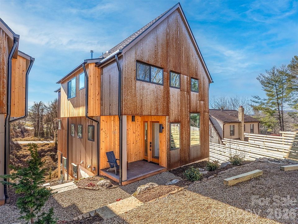 1st image of 171 Houston Cir