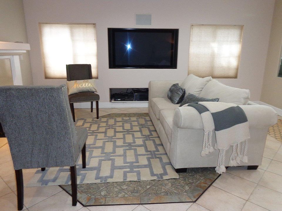1st image of 883 Tea Ct