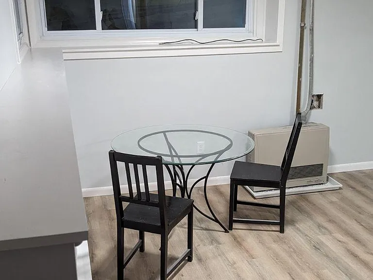 70 Maple St #A — Photo 1