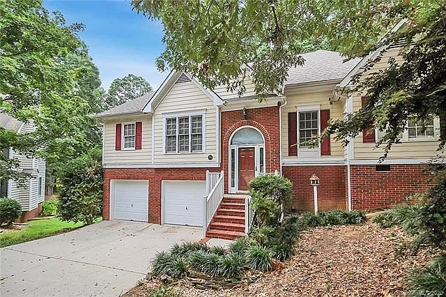 1st image of 7220 Golden Glow Ct