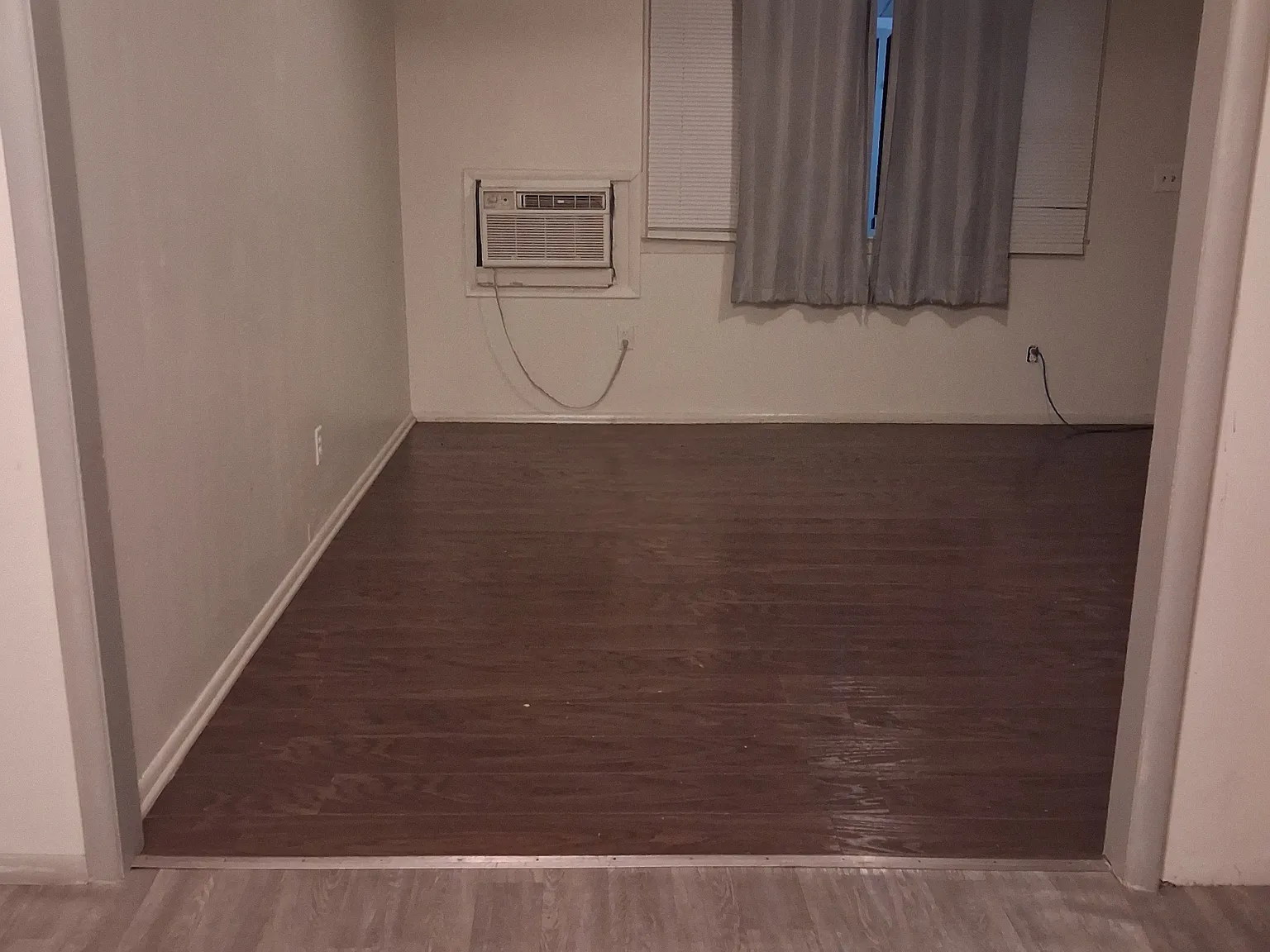 2 bed, 1000 sqft, $1,050 — Photo 2