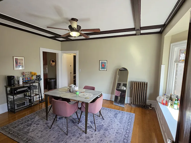 523 Richmond Ave #2 — Photo 16