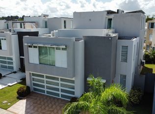 P4 Calle Flor De Tarn, Canovanas, PR 00729
