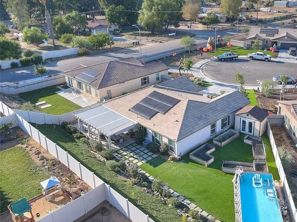 27765 Calle Los Olivos, Menifee, CA 92585