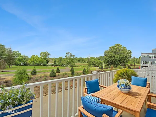 80 Driftwood Cir, Oceanport, NJ 07757