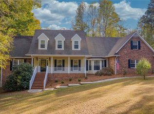 169 Merry Ln, Advance, NC 27006