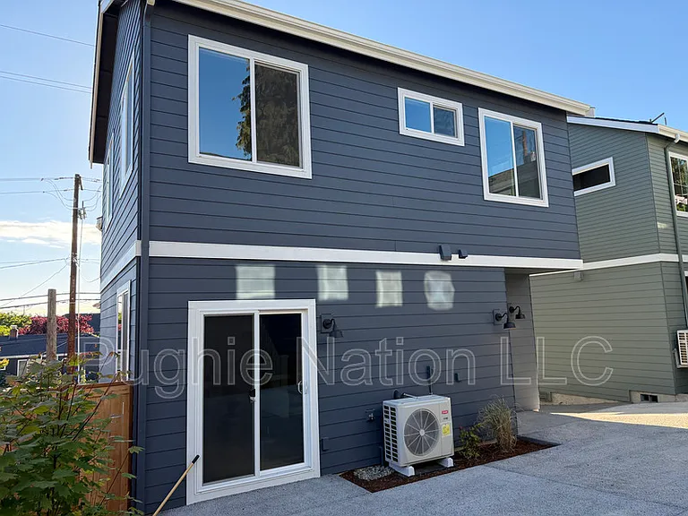 4142B 3rd Ave NW — Photo 2