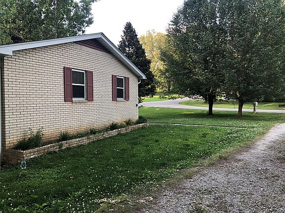 2nd image of 139 Sunset Ave