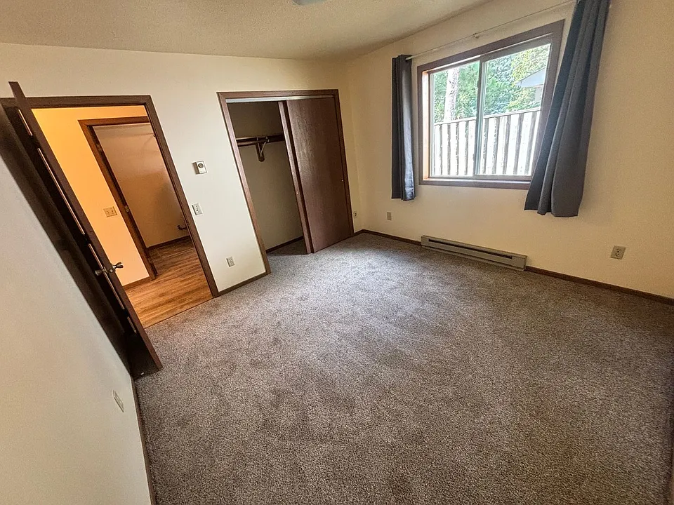 515 E Cascade Ave