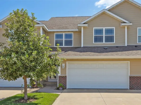 5943 Muirfield Dr #2, Cedar Rapids, IA 52404