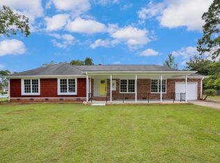 7043 Evanston St, Fayetteville, NC 28314