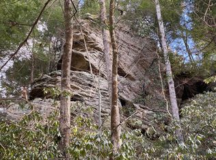 2215 Booth Rdg, Rogers, KY 41365