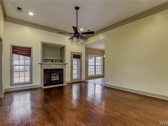 5th image of 5428 Moores Cir