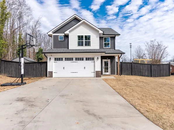 613A Old Rutherford Rd, Taylors, SC 29687