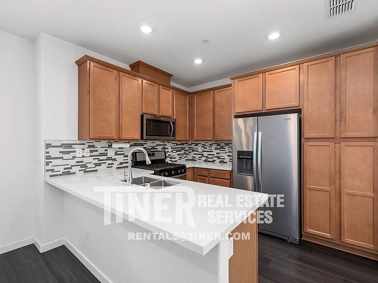 4152 Rotor Ln — Photo 11