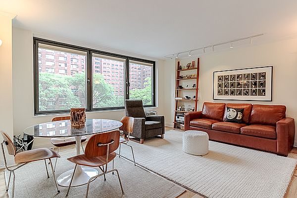 1st image of 1641 3rd Ave APT 2J