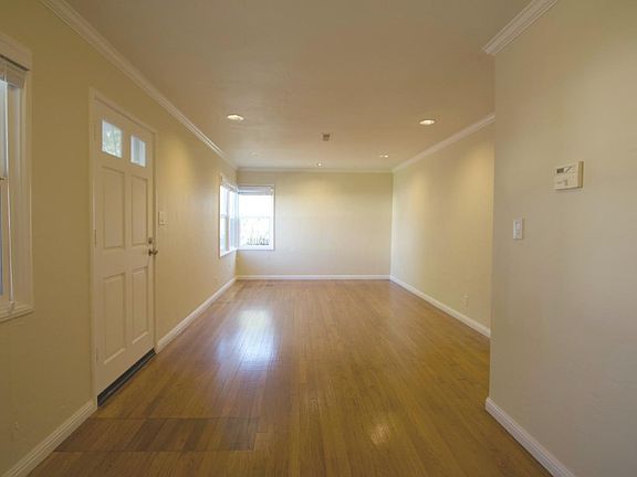 4th image of 2617 Kelley Ave