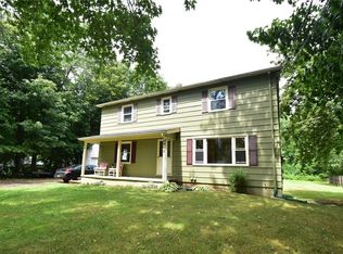 3940-3942 Brick Schoolhouse Rd, Hamlin, NY 14464