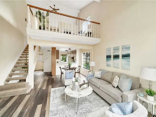700 E Lake Dr Unit 61, Orange, CA 92866