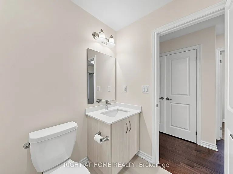 90 Laing Dr — Photo 39