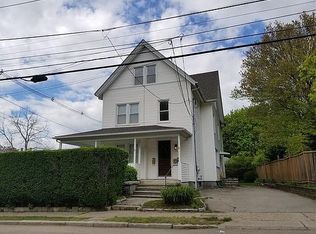 58 School St, Westerly, RI 02891