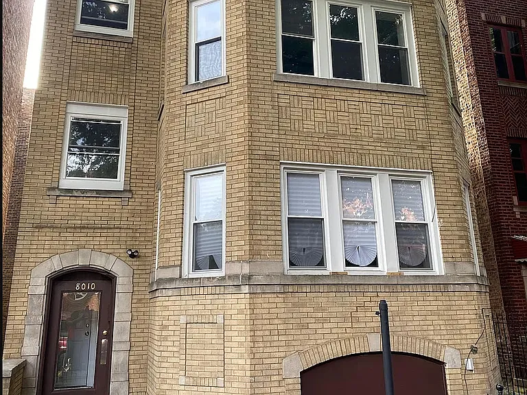 8010 S Drexel Ave — Photo 1