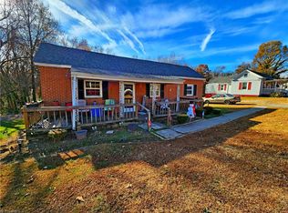 730 Spring St, Eden, NC 27288