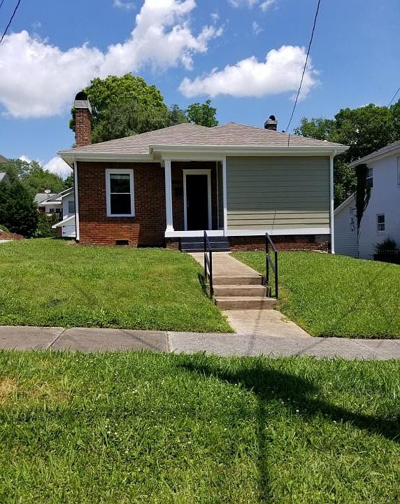 1st image of 918 Hillcrest W