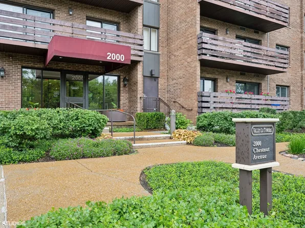 2000 Chestnut Ave APT 210, Glenview, IL 60025