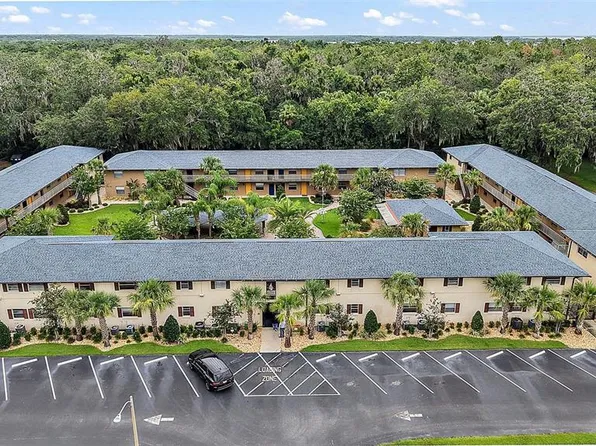 600 W Oak Terrace Dr, Leesburg, FL 34748