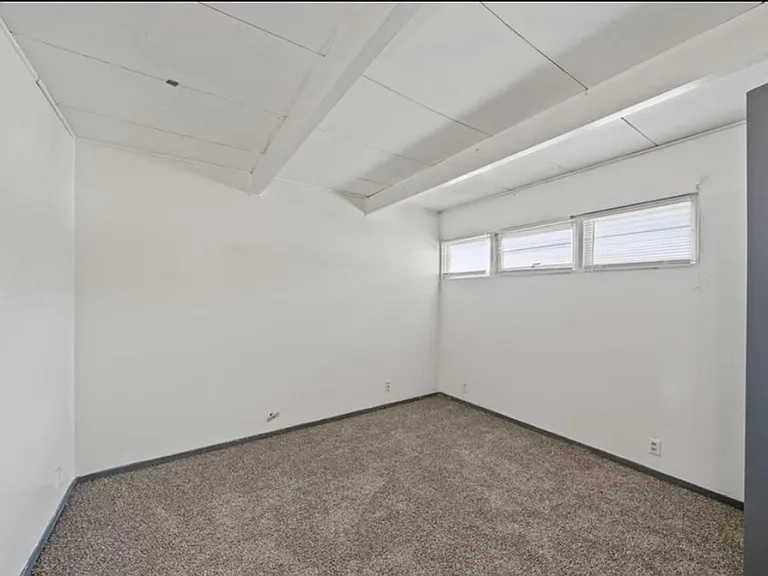 7031 Redwood Dr — Photo 2