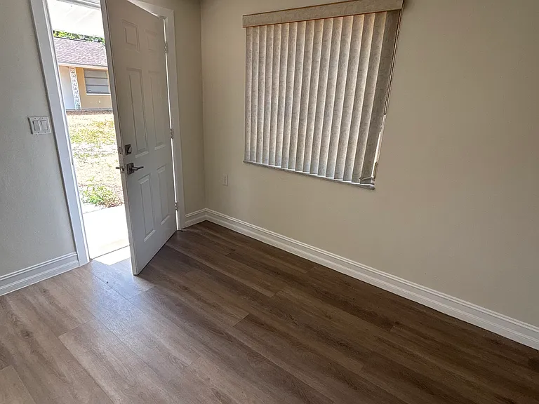 5411 Oceanic Rd #5411 — Photo 8