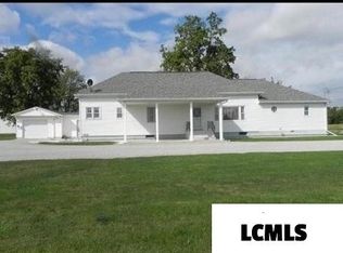 600 E McDonald St, Mount Pulaski, IL 62548