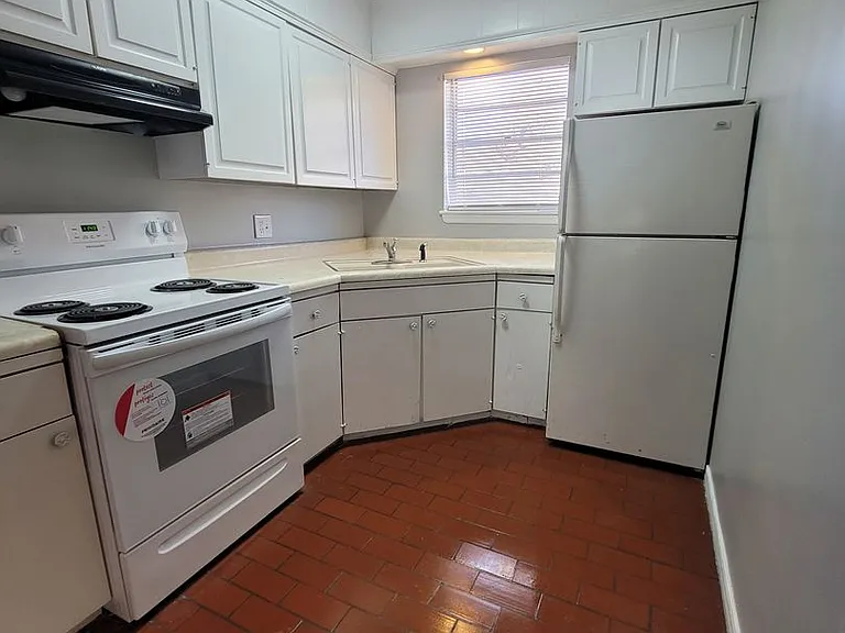 Woodward Park Apartments — Photo 13