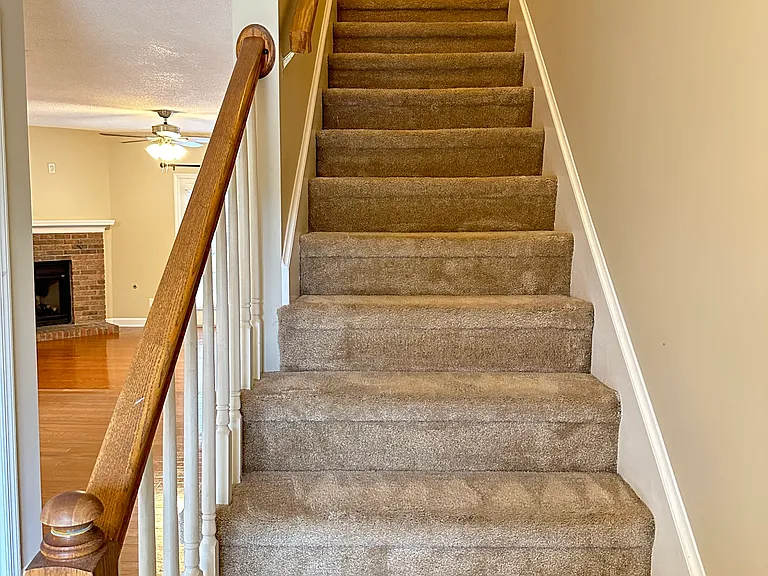 129 Durwood Rd #G — Photo 2