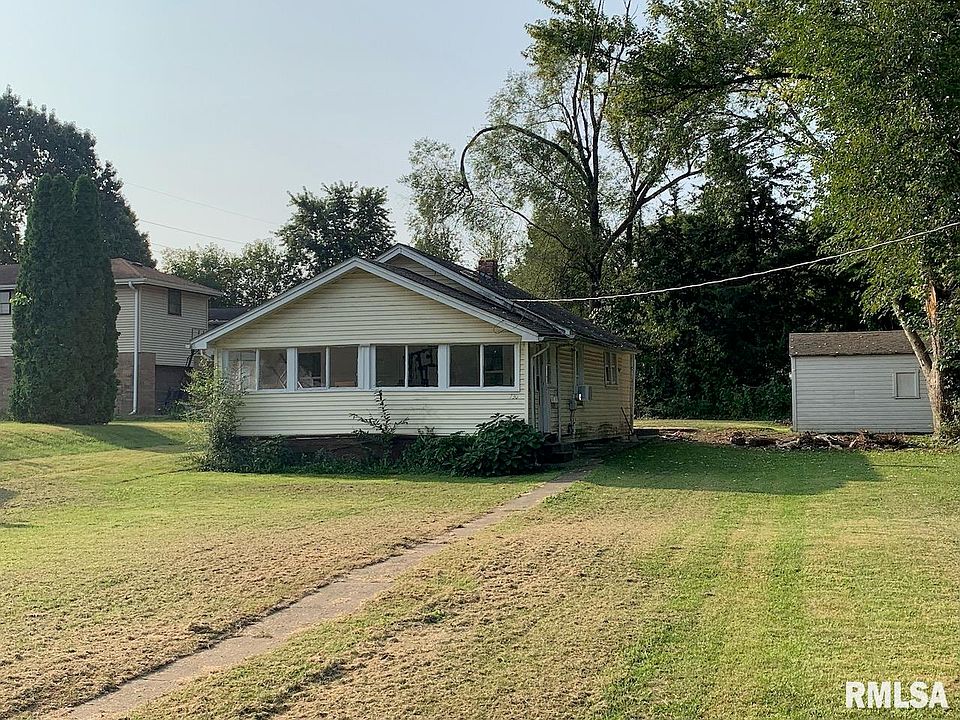 2nd image of 730 E Willcox Ave