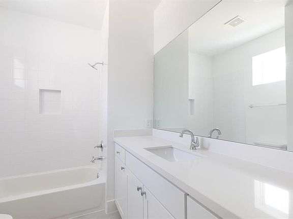 5th image of 7705 Westside Villas Ln