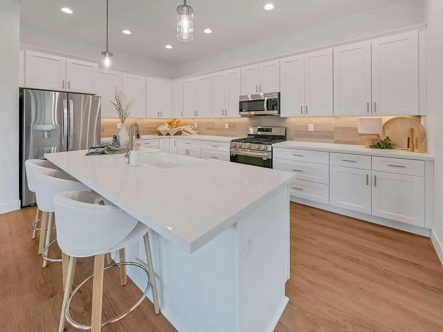 3235 E Copperleaf Ln — Photo 4