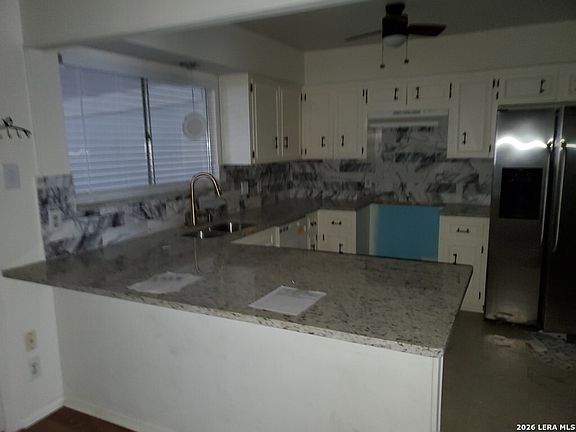 5th image of 303 Cordoba Dr