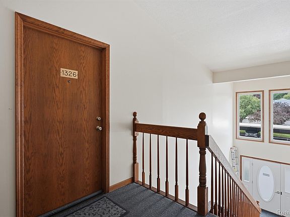 4th image of 1326 Shoemaker Dr #52