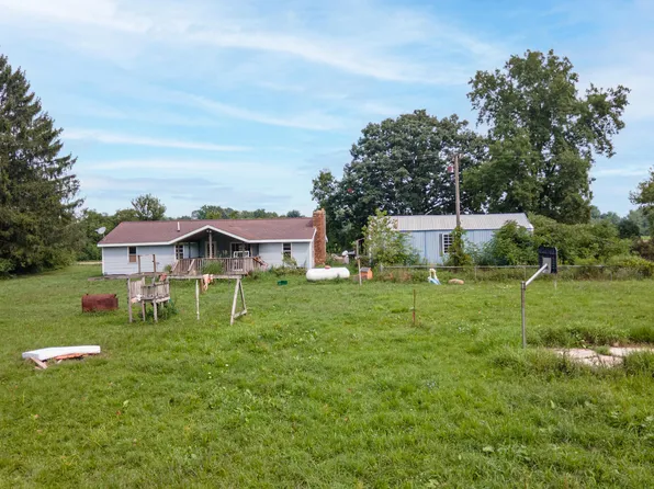 876 110th Ave, Plainwell, MI 49080