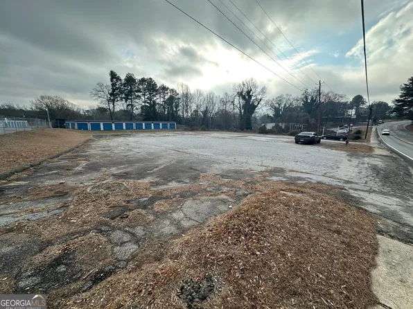 714 E Currahee St, Toccoa, GA 30577